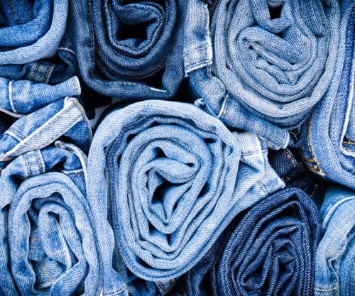 Production durable de denim à l’aide de fils filés ouverts contre anneaux